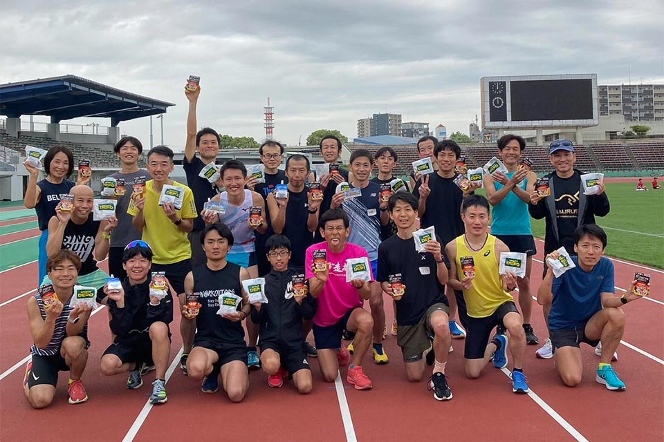 競技場を貸し切り実施した第1回の「イダテンリーグ」には約30人が参加。年内中には、熊本だけでなく九州圏内を巻き込んでの開催を視野に入れています