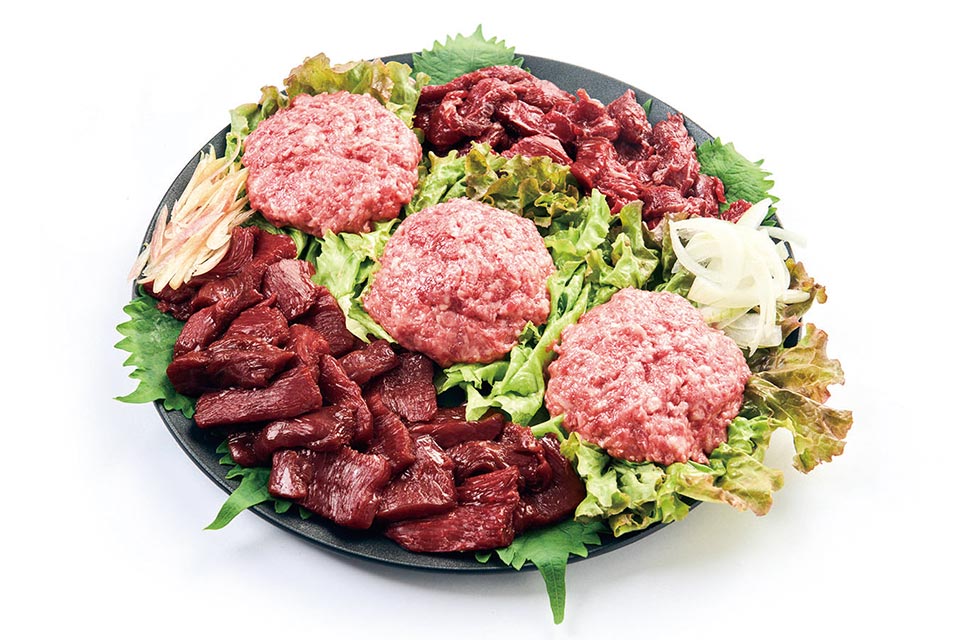 赤身馬刺し・桜うまトロセット