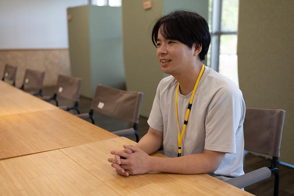 くまりばスタッフのほか、エアコンクリーニング事業も行っている山代さん。SNSを通じて人吉移住の相談を持ちかけられることも